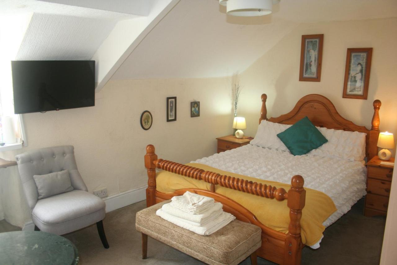 Coynant Farm Guesthouse - Farm Park Stay Swansea Exterior foto