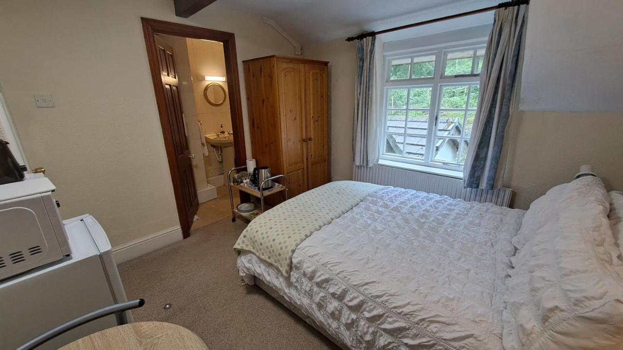 Coynant Farm Guesthouse - Farm Park Stay Swansea Exterior foto