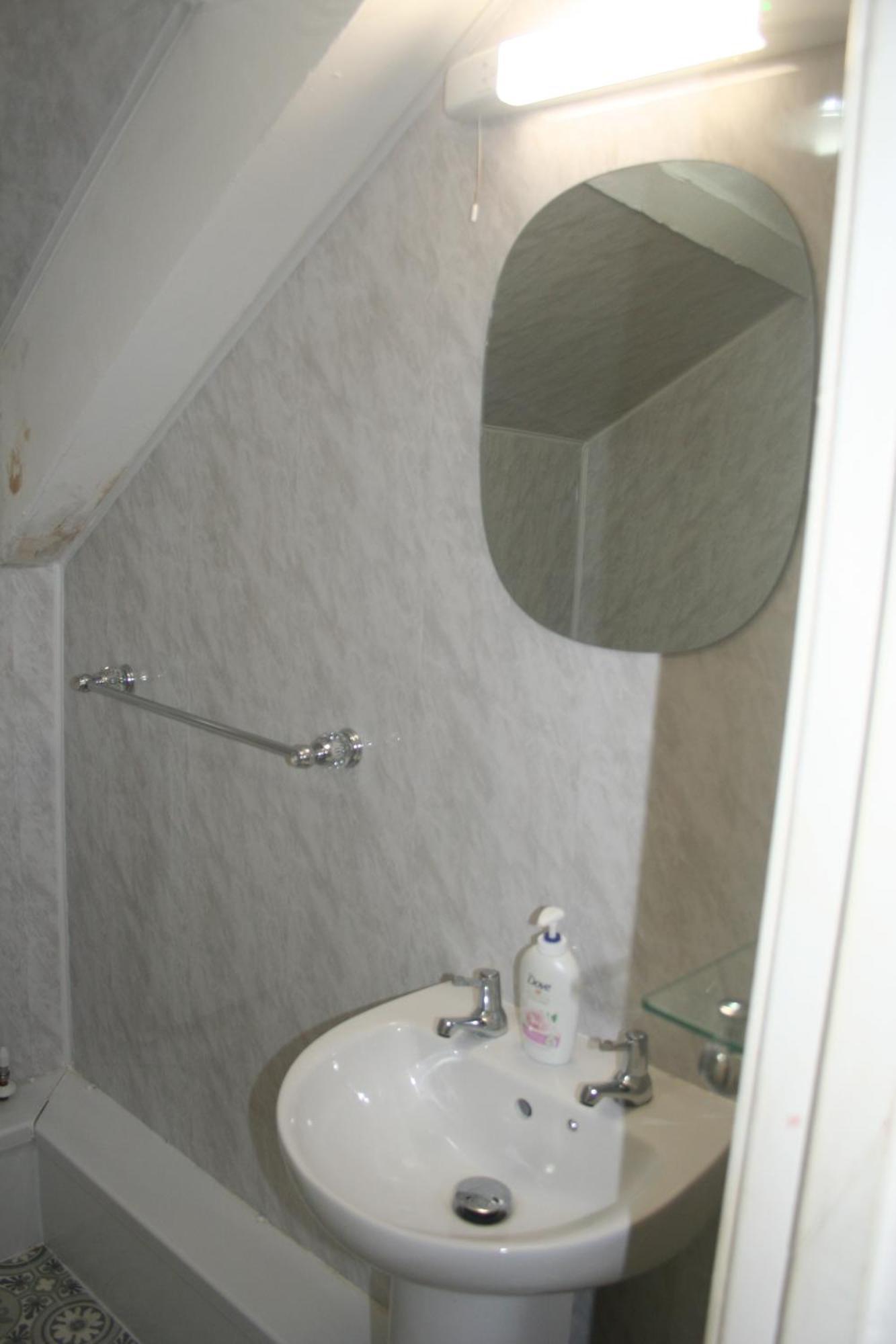 Coynant Farm Guesthouse - Farm Park Stay Swansea Quarto foto