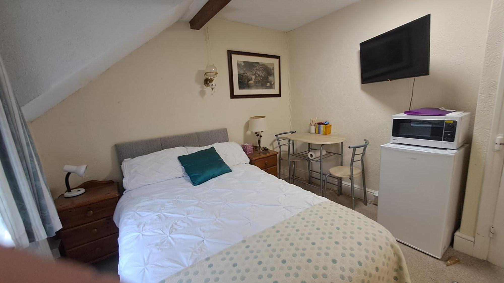 Coynant Farm Guesthouse - Farm Park Stay Swansea Exterior foto