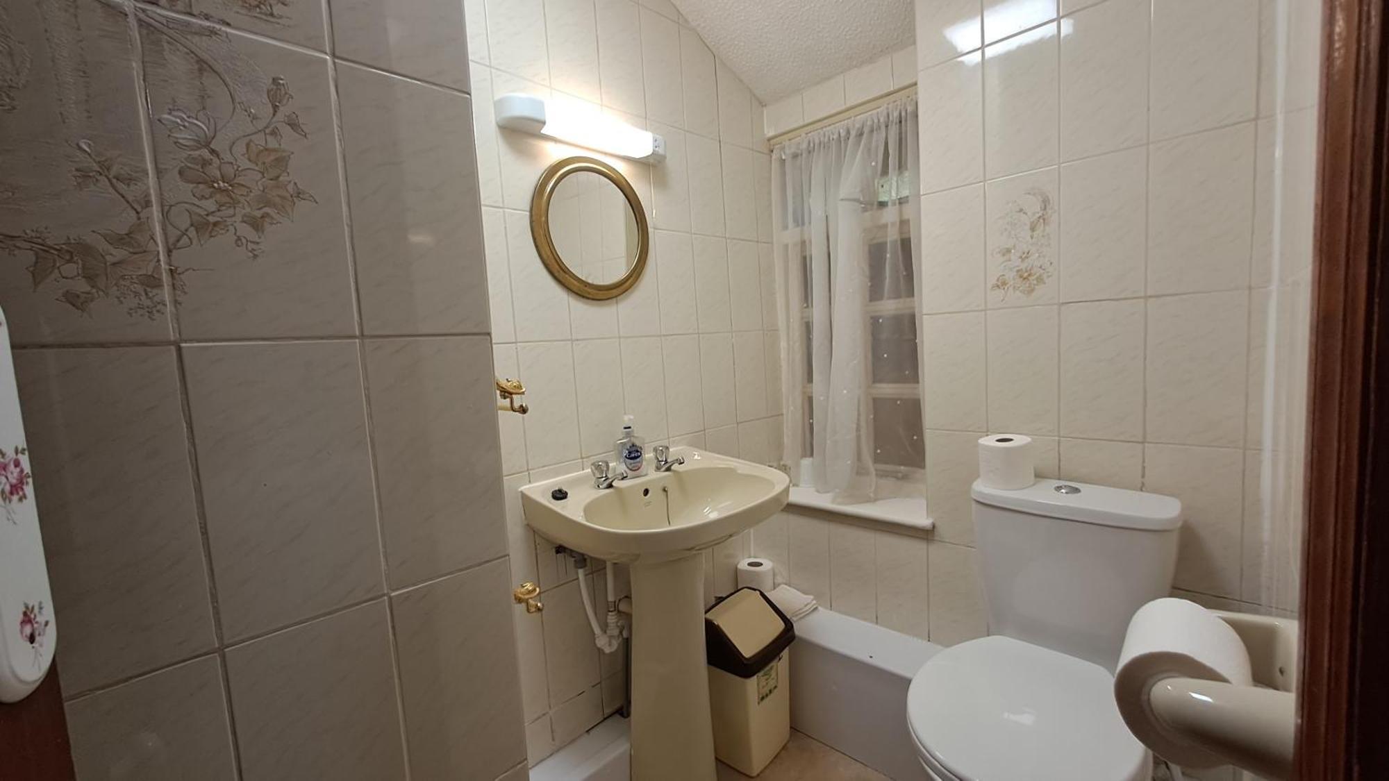 Coynant Farm Guesthouse - Farm Park Stay Swansea Exterior foto